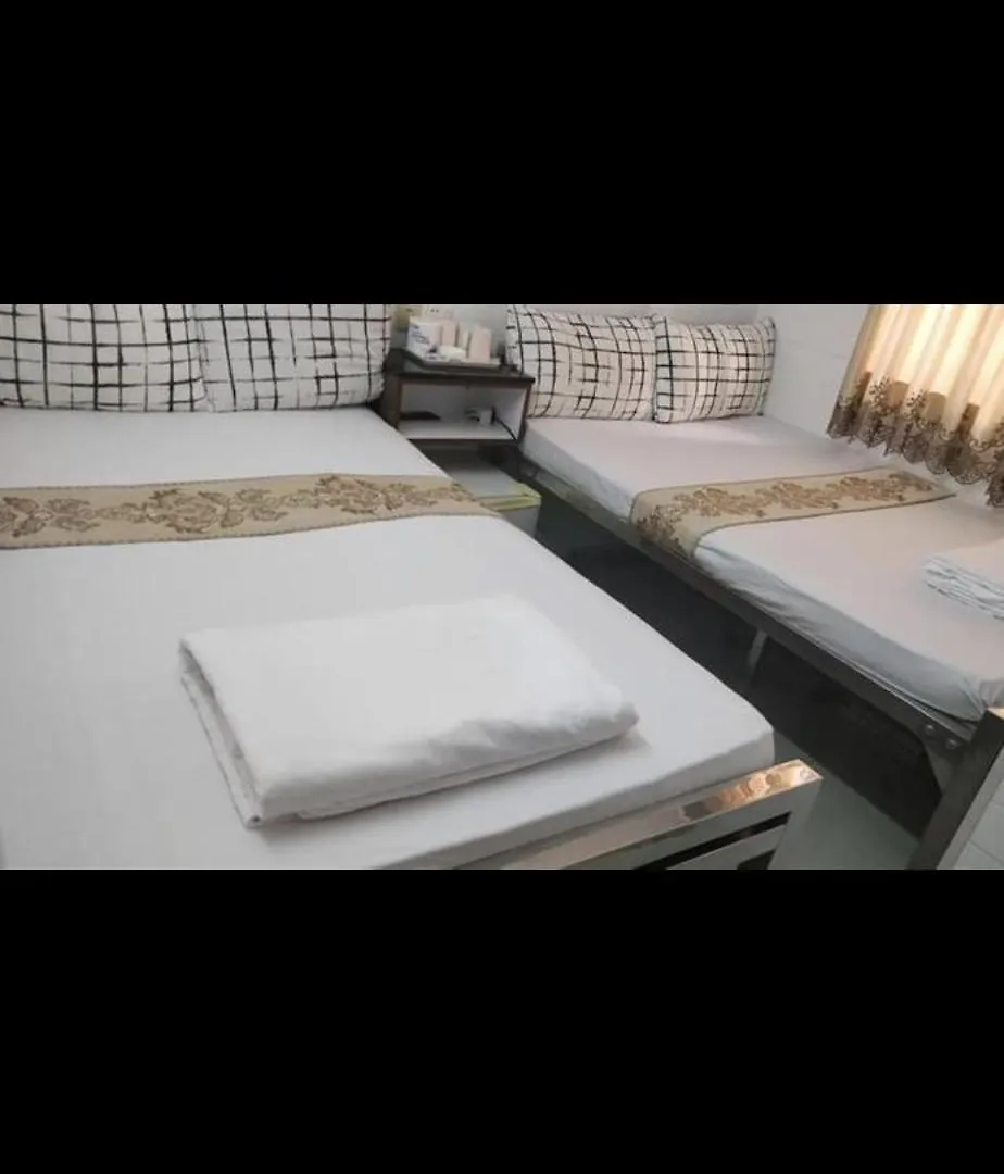 Lucky Hostel B6 Hong Kong 0*,  China