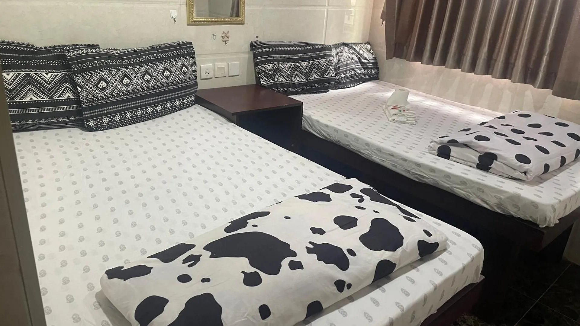 Lucky Hostel B6 Hong Kong China
