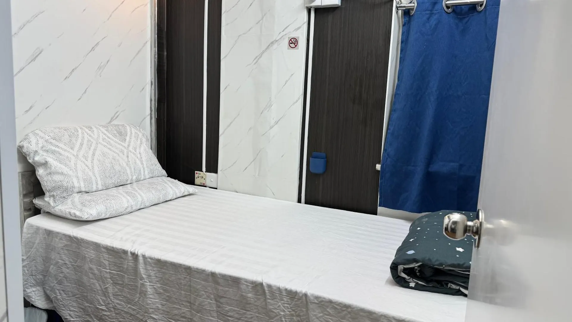 Lucky Hostel B6 Hong Kong