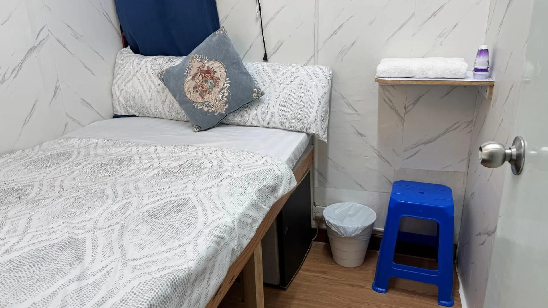 Lucky Hostel B6 Hong Kong