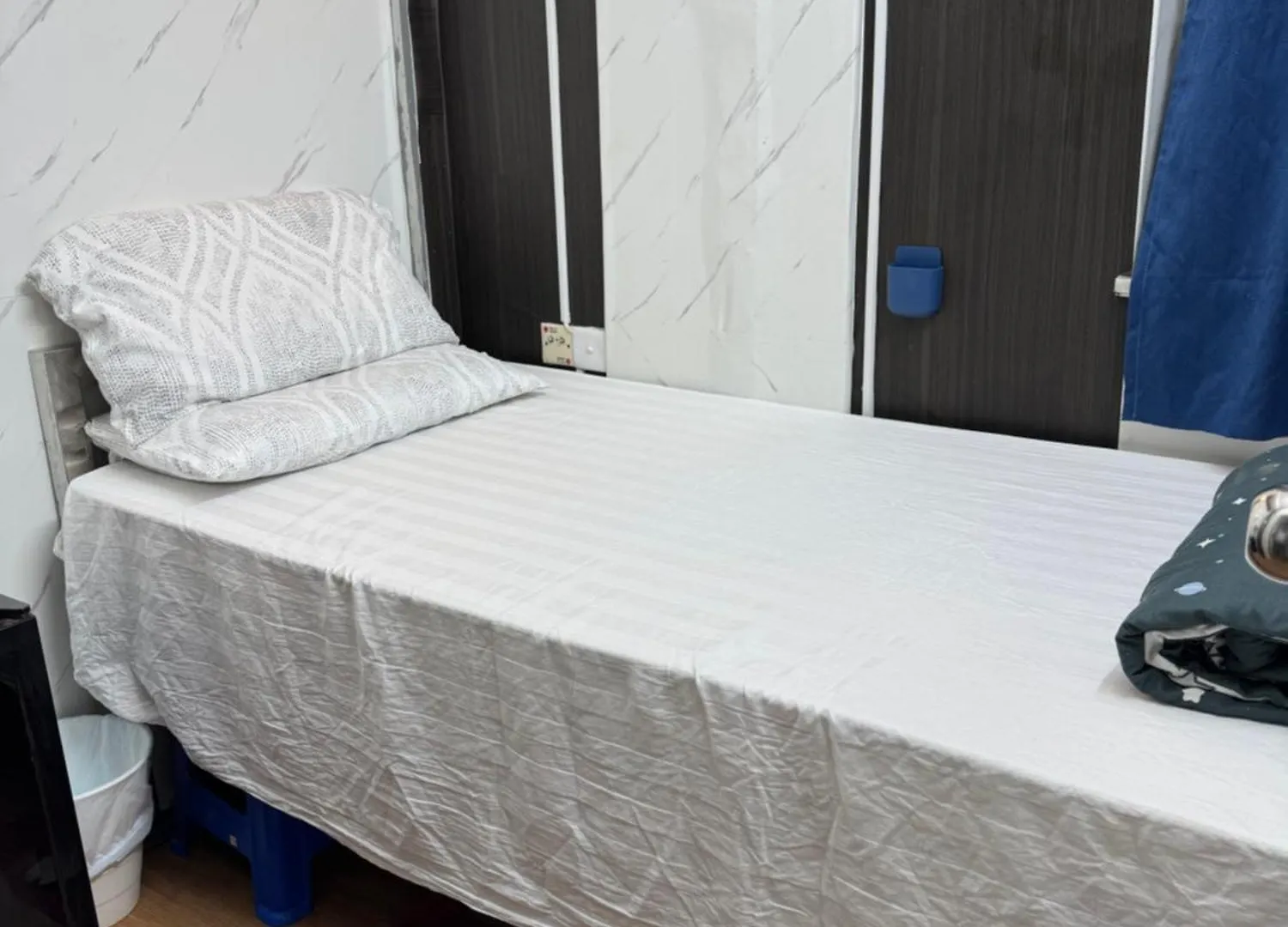 Lucky Hostel B6 Hong Kong China